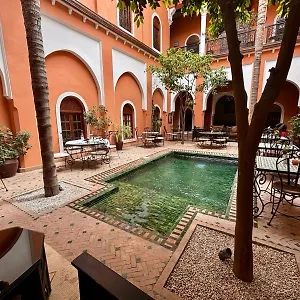 Amina Marockansk riad